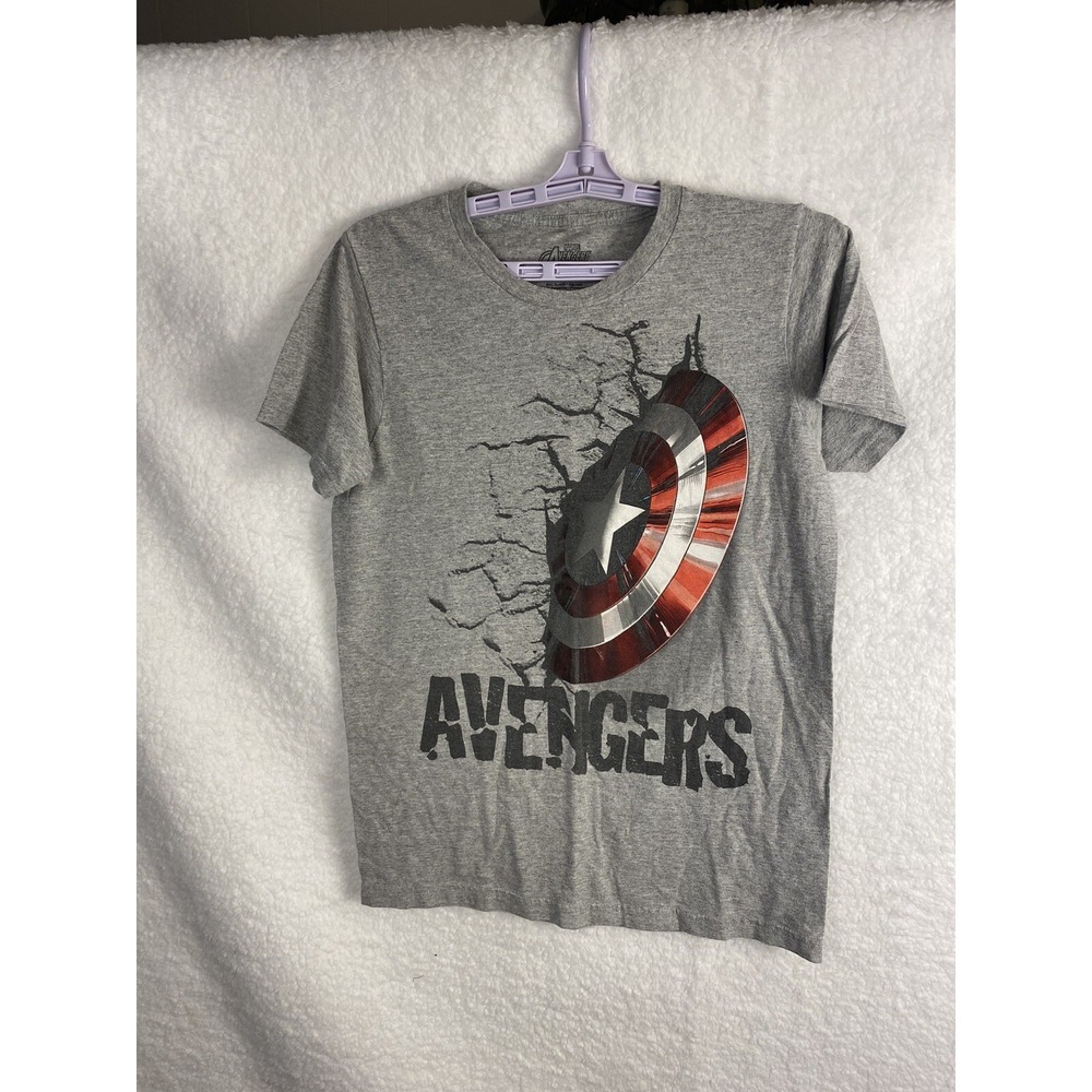 Marvel Avengers Assemble Avengers T-Shirt SZ Small Gothic Rocker Skater Hip Hop